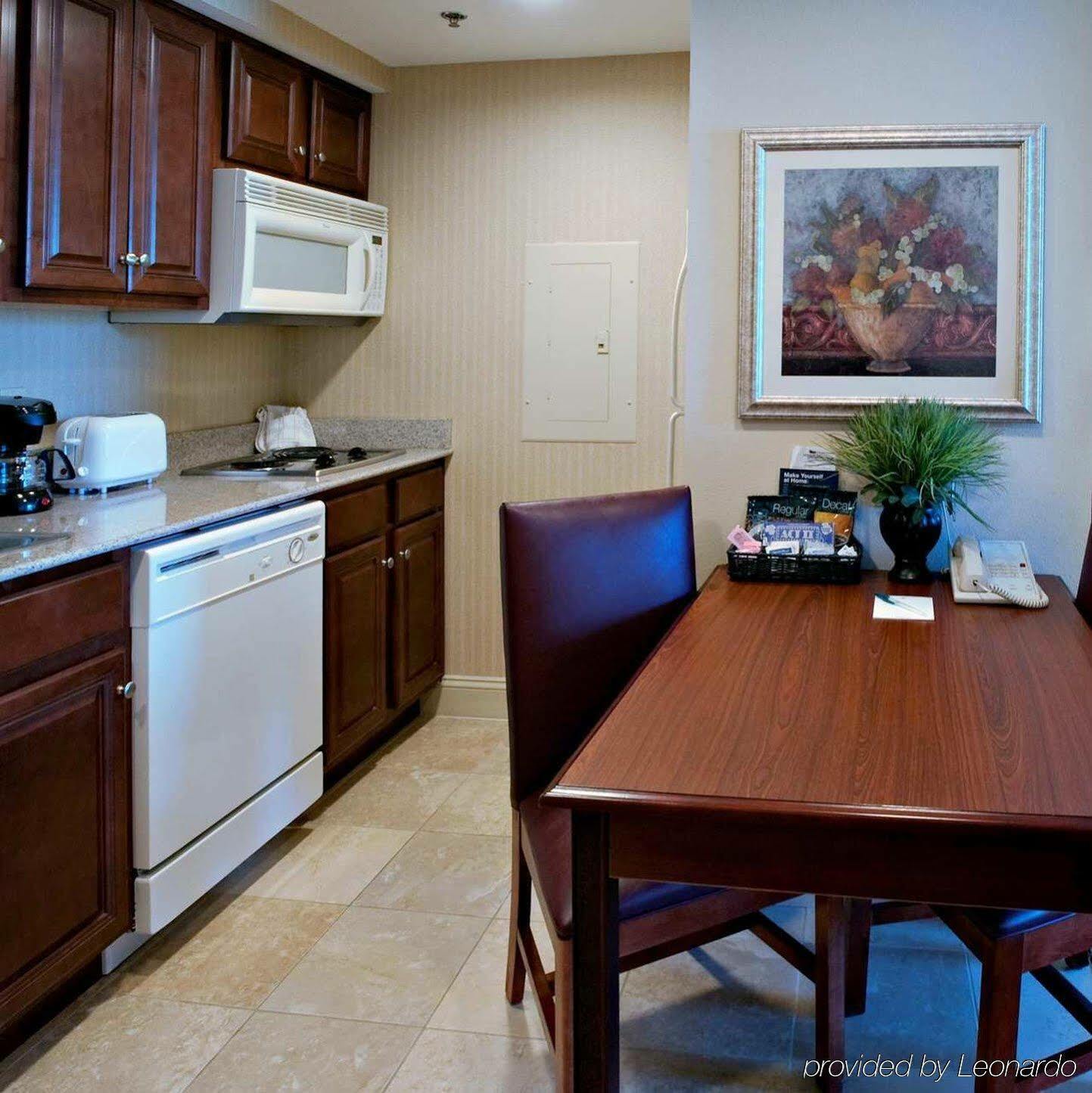 Hotel Homewood By Hilton Huntsville-village Of Providence 3*